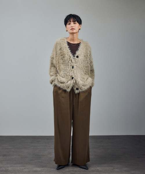 SALON adam et rope'(サロン アダム エ ロペ)の「【WEB限定】フィブリルキュプラリラクシーワイドパンツ(その他パンツ・レディース・チャコールグレー/ブラック/ブラウン・S/M)」の6枚目の写真