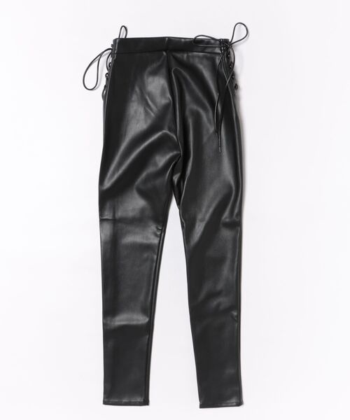 EGOIST(エゴイスト)の「サイドデザイン フェイクレザースキニーパンツ(その他パンツ・レディース・ブラック・SS/S/M)」の2枚目の写真