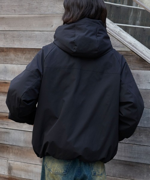 GERRY（ジェリー）の「GERRY/ジェリー 別注 ロゴワンポイント刺繍 中綿フードブルゾン（ダウンジャケット/コート・メンズ・チャコールグレー/ブラック/ライトグレー・M/L）」の16枚目の写真