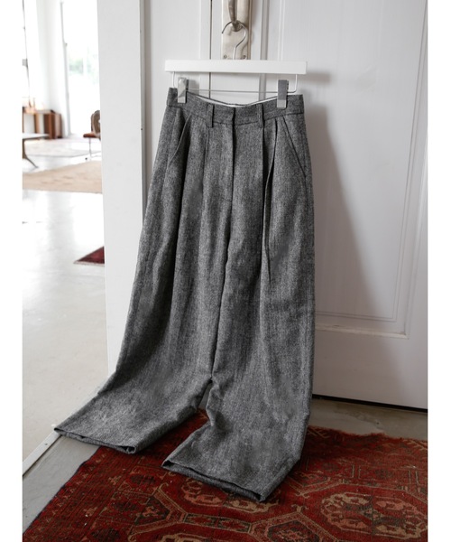 Katrin TOKYO(カトリーントーキョー)の「2tuck slacks(スラックス・レディース・ブラック系その他/ブラウン・XS/S/S-Short/M)」の1枚目の写真