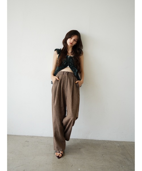 Katrin TOKYO(カトリーントーキョー)の「2tuck slacks(スラックス・レディース・ブラック系その他/ブラウン・XS/S/S-Short/M)」の2枚目の写真