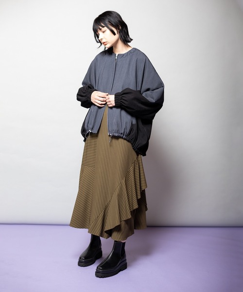 OSMOSIS（オズモーシス）の「ドルマンギャザーブルゾン（ブルゾン・レディース・グレー系その他/ブラック/ベージュ系その他2/ベージュ系その他・ONE SIZE）」の13枚目の写真