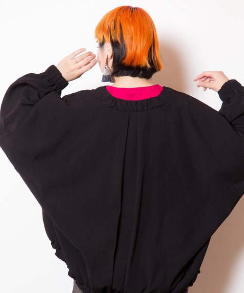 OSMOSIS（オズモーシス）の「ドルマンギャザーブルゾン（ブルゾン・レディース・グレー系その他/ブラック/ベージュ系その他2/ベージュ系その他・ONE SIZE）」の18枚目の写真