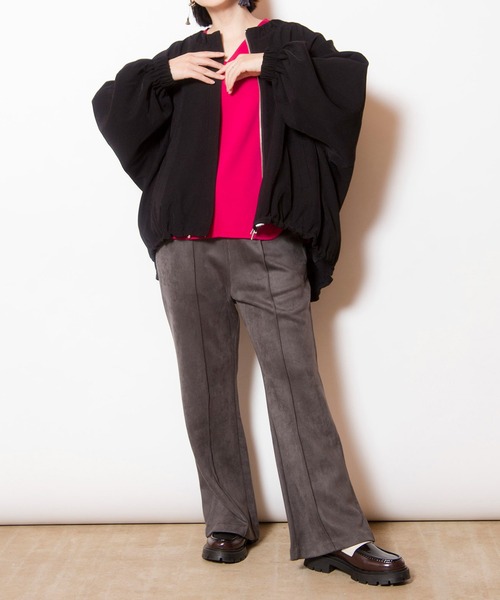 OSMOSIS（オズモーシス）の「ドルマンギャザーブルゾン（ブルゾン・レディース・グレー系その他/ブラック/ベージュ系その他2/ベージュ系その他・ONE SIZE）」の21枚目の写真