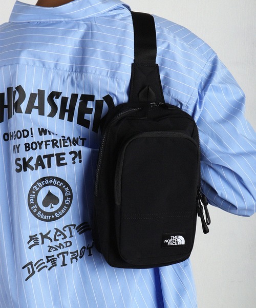 THE NORTH FACE(ザノースフェイス)の「【韓国限定・日本未入荷】THE NORTH FACE URBAN ONE WAY / ノースフェイス アーバンワンウェイ コンパクトボディバッグ(ボディバッグ/ウエストポーチ・メンズ・サンドベージュ/ブラック・FREE)」の5枚目の写真