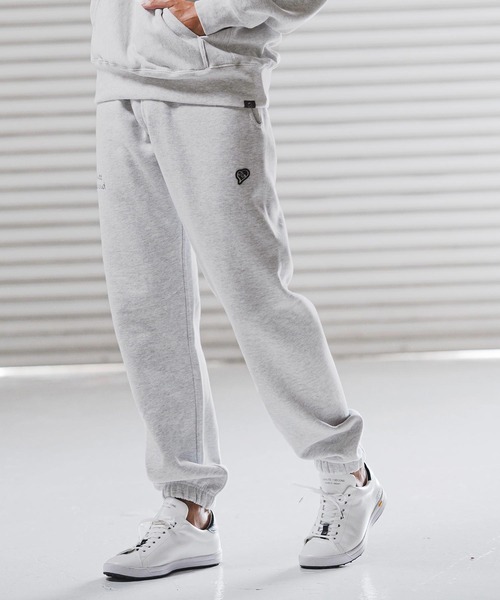 1minute 1second(ワンミニットワンセカンド)の「mp14224-12oz heavy weight pants with cursive embroidery イージーパンツ(1M25F270)(スウェットパンツ・メンズ・アッシュ/ブラック・XL/L/M)」の3枚目の写真