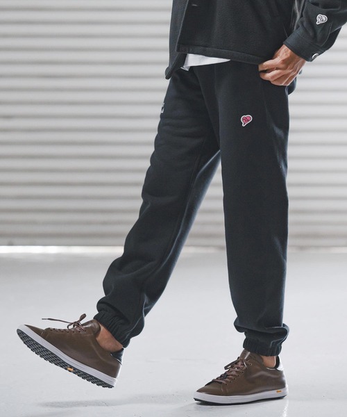 1minute 1second(ワンミニットワンセカンド)の「mp14224-12oz heavy weight pants with cursive embroidery イージーパンツ(1M25F270)(スウェットパンツ・メンズ・アッシュ/ブラック・XL/L/M)」の11枚目の写真