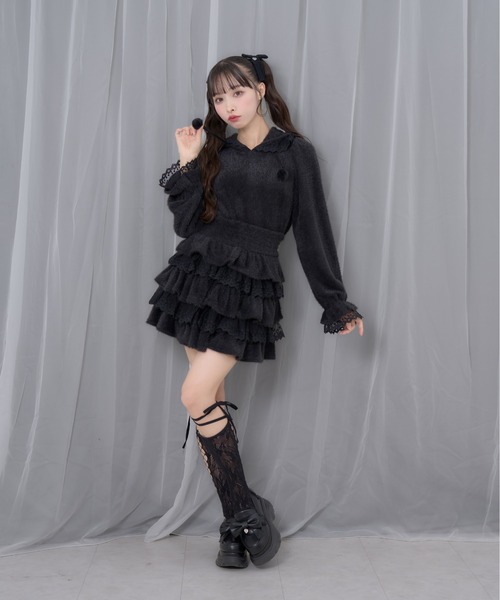 Honey Cinnamon(ハニーシナモン)の「フリルフードトップス(ニット/セーター・レディース・ホワイト/ブラック・FREE)」の11枚目の写真