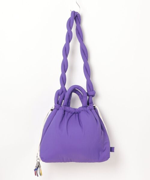 cheek(BAG)(チーク)の「puff kinchaku 2way tote / 中綿入り ショルダーバッグ(ショルダーバッグ・レディース・パープル/イエロー/グレー/ブラック/カーキ・FREE)」の6枚目の写真