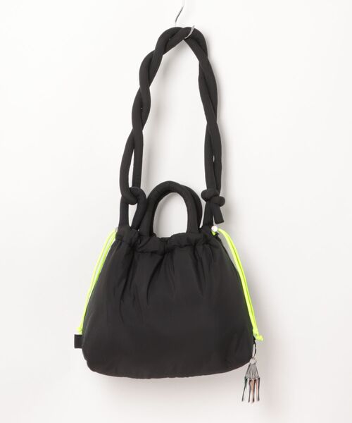 cheek(BAG)(チーク)の「puff kinchaku 2way tote / 中綿入り ショルダーバッグ(ショルダーバッグ・レディース・パープル/イエロー/グレー/ブラック/カーキ・FREE)」の10枚目の写真