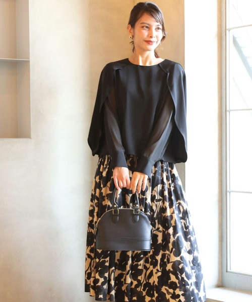 Ehre style（エーレスタイル）の「会食や通勤に 控えめ映え服 ケープ袖ブラウス（シャツ/ブラウス・レディース・ブラック/グレー/ベージュ・FREE）」の15枚目の写真