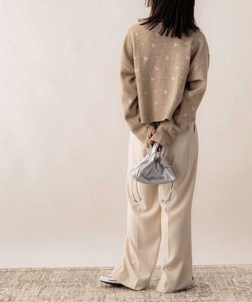 NOAHL（ノアル）の「【NOAHL】フラワー刺繍ニットプルオーバー（ニット/セーター・レディース・ブラウン/ベージュ・FREE）」の11枚目の写真