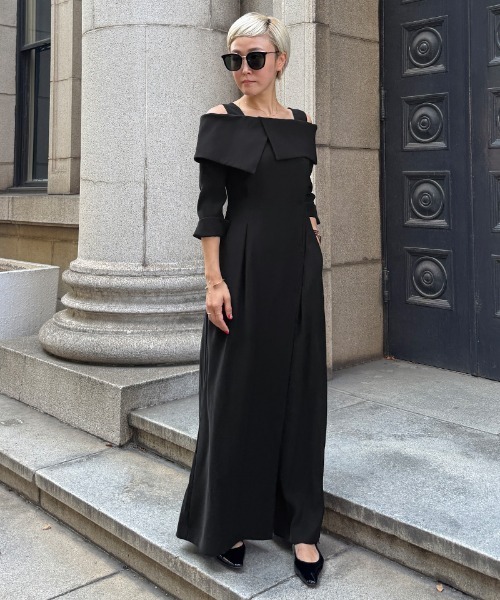 JENNE(ジェンヌ)の「オフショルロンパース(その他パンツ・レディース・ネイビー/ブラック・SMALL/MEDIUM/LARGE)」の4枚目の写真