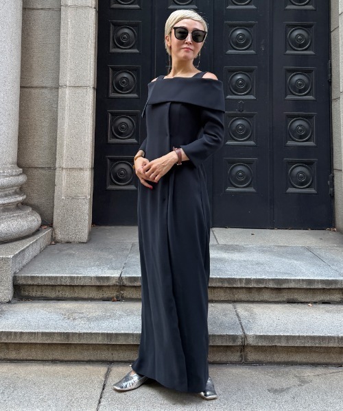 JENNE(ジェンヌ)の「オフショルロンパース(その他パンツ・レディース・ネイビー/ブラック・SMALL/MEDIUM/LARGE)」の14枚目の写真