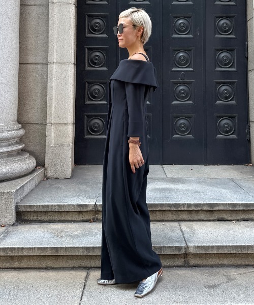 JENNE(ジェンヌ)の「オフショルロンパース(その他パンツ・レディース・ネイビー/ブラック・SMALL/MEDIUM/LARGE)」の18枚目の写真