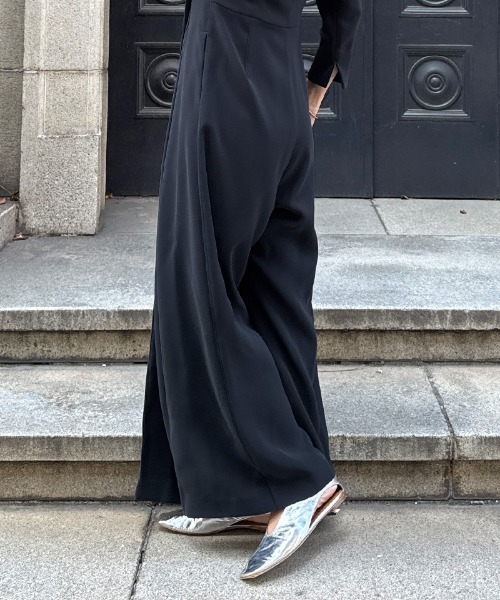JENNE(ジェンヌ)の「オフショルロンパース(その他パンツ・レディース・ネイビー/ブラック・SMALL/MEDIUM/LARGE)」の22枚目の写真