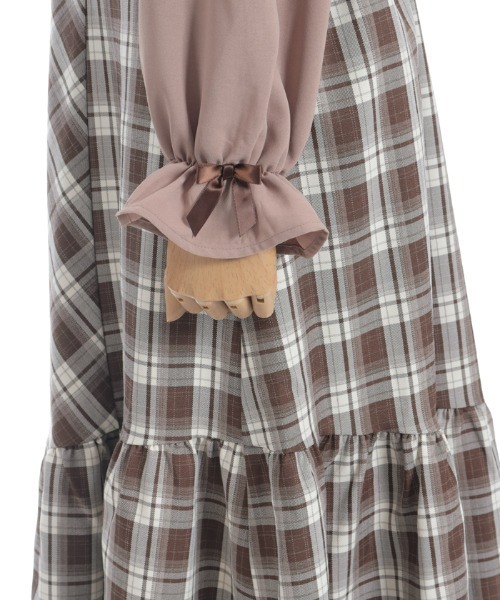 axes femme POETIQUE（アクシーズファムポエティック）の「ハイウエストドッキングワンピース（ワンピース・レディース・ブラウン/ブラック/サックスブルー・MEDIUM）」の21枚目の写真