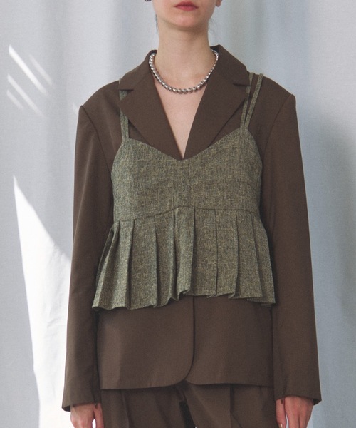 CIEL'AIR(シエルエアー)の「SLIT JACKET(スリットジャケット)(テーラードジャケット・レディース・ブラウン/グレー・MEDIUM)」の4枚目の写真
