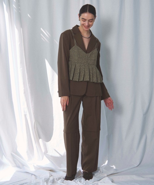 CIEL'AIR(シエルエアー)の「SLIT JACKET(スリットジャケット)(テーラードジャケット・レディース・ブラウン/グレー・MEDIUM)」の3枚目の写真