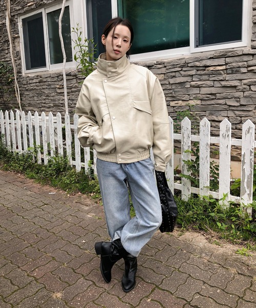 UNE MANSION（ユヌマンション）の「ユニークポイントハイネックオーバーサイズファネルジャケット（テーラードジャケット・レディース・アイボリー/ブラック・FREE）」の13枚目の写真