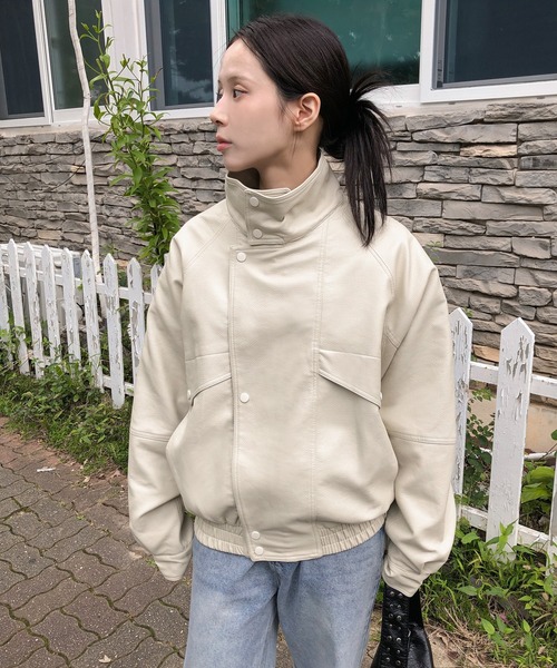 UNE MANSION（ユヌマンション）の「ユニークポイントハイネックオーバーサイズファネルジャケット（テーラードジャケット・レディース・アイボリー/ブラック・FREE）」の19枚目の写真