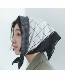 THREE FIFTY STANDARD（スリーフィフティースタンダード）の「小谷　実由さんと作った　アシメトリーブロックチェックプリントのガーゼスカーフ〈ブラック〉（バンダナ/スカーフ）」