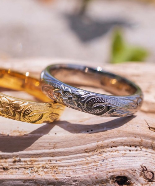 IRIEBEACH(アイリービーチ)の「Barrel ring 4mm/【ハワイアンジュエリー】【サージカルステンレス】【金属アレルギー対応】【IRIEBEACH / アイリービーチ】つけっぱなしOK(リング・レディース・ゴールド/シルバー/ピンク・7号/21号/19号/17号/15号/13号/11号/9号)」の2枚目の写真