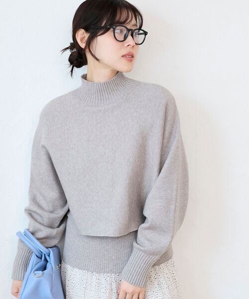 le.coeur blanc（ルクールブラン）の「《手洗い可能》3WAYハイネックレイヤードニット（ニット/セーター・レディース・レッド/ダークブラウン/グレイッシュベージュ/グレー・38）」の3枚目の写真