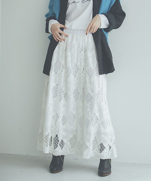 studio CLIP（スタディオクリップ）の「《natural by clip》カットワークレーススカート[プチサイズあり]（スカート・レディース・ブラック/オフホワイト・FREE/PF）」の5枚目の写真