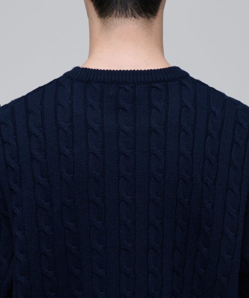 MUSINSA STANDARD(ムシンサスタンダード)の「ケーブルクルーネックニット【ネイビー】(ニット/セーター・メンズ・その他・SMALL/MEDIUM/LARGE/X-LARGE/XX-LARGE)」の6枚目の写真