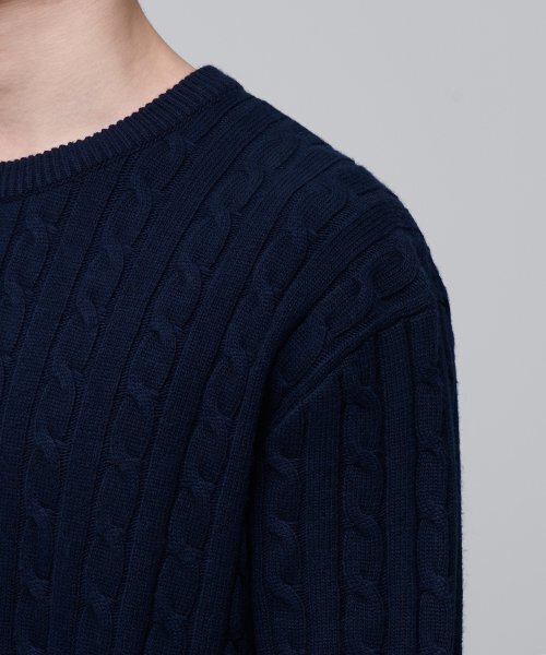 MUSINSA STANDARD(ムシンサスタンダード)の「ケーブルクルーネックニット【ネイビー】(ニット/セーター・メンズ・その他・SMALL/MEDIUM/LARGE/X-LARGE/XX-LARGE)」の8枚目の写真