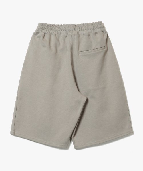 XERO（ゼロ）の「Deep One Tuck Sweat Shorts [Light Khaki]（その他パンツ・メンズ・その他・LARGE/MEDIUM/SMALL）」の2枚目の写真