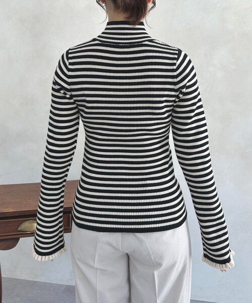 Thevon（ゼボン）の「袖フリルフレアスリーブハイネックニット（ニット/セーター・レディース・レッド/アイボリー/ブラック・FREE）」の19枚目の写真