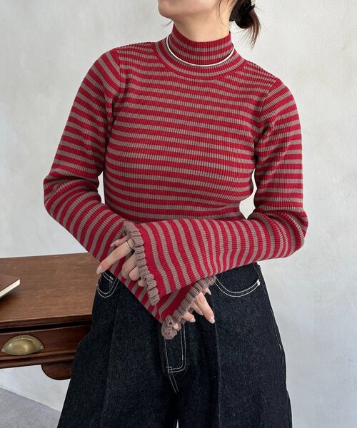 Thevon（ゼボン）の「袖フリルフレアスリーブハイネックニット（ニット/セーター・レディース・レッド/アイボリー/ブラック・FREE）」の22枚目の写真