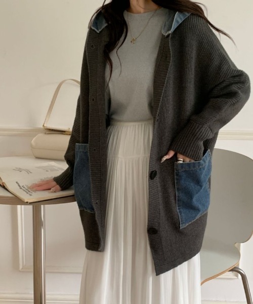 ABITOKYO（アビトーキョー）の「デニムドッキングフーディニットパーカー（パーカー・レディース・アイボリー/チャコールグレー/モカ/ブラック・FREE）」の9枚目の写真