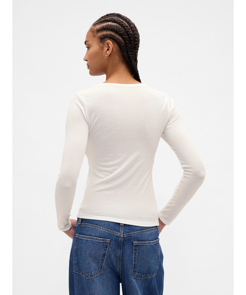 GAP(ギャップ)の「シアー リブTシャツ(Tシャツ/カットソー・レディース・ブラック/オフホワイト・XL/S/XS/XXS/L/M)」の5枚目の写真