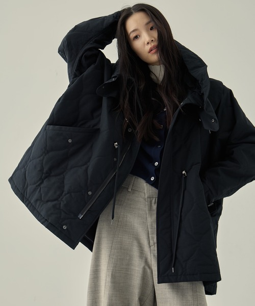 VACHEMENT（ヴァシュモン）の「【VACHEMENT/ヴァシュモン】リサイクル60/40クロスキルティング モッズコート（その他アウター・レディース・ダークグレー/ブラック・FREE）」の17枚目の写真