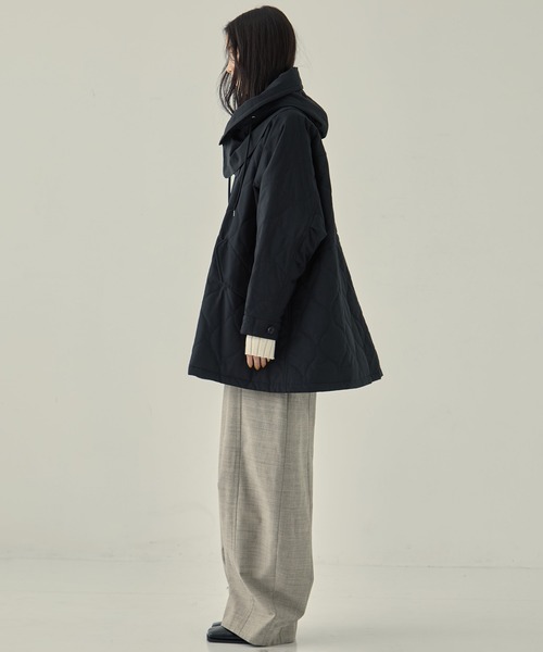 VACHEMENT（ヴァシュモン）の「【VACHEMENT/ヴァシュモン】リサイクル60/40クロスキルティング モッズコート（その他アウター・レディース・ダークグレー/ブラック・FREE）」の22枚目の写真