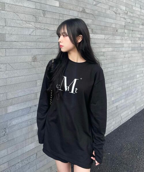 MUCENT(ムセント)の「メインシンボルシグネチャーロゴロングスリーブ(2カラー、男女共用)(Tシャツ/カットソー・レディース・ホワイト/ブラック・FREE)」の4枚目の写真