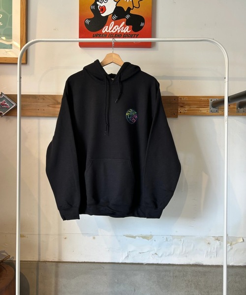 URBAN ISLAND SOCIETY(アーバンアイランドソサエティ)の「【URBAN ISLAND SOCIETY/アーバンアイランドソサエティ】UIS MAITAI HOODIE/パーカー プルオーバー スウェット ハワイアン トロピカル グラフィック(パーカー・メンズ・ブラック/オレンジ/ライム・SMALL/MEDIUM/LARGE/X-LARGE)」の4枚目の写真