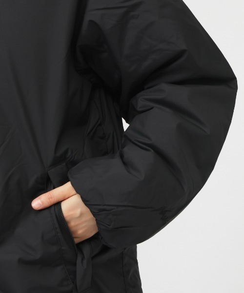 NANGA（ナンガ）の「ナンガ  NO COLLAR DOWN COAT（ダウンジャケット/コート・レディース・ブラック/アイボリー・L/M）」の9枚目の写真