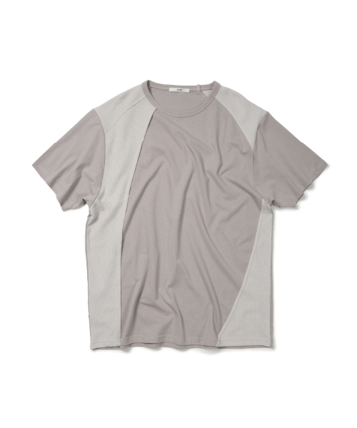 ETCE(イーティーシーイー)の「MIXED PANEL T-SHIRT (LIGHT GRAY)(Tシャツ/カットソー・メンズ・その他・MEDIUM/LARGE/X-LARGE)」の1枚目の写真