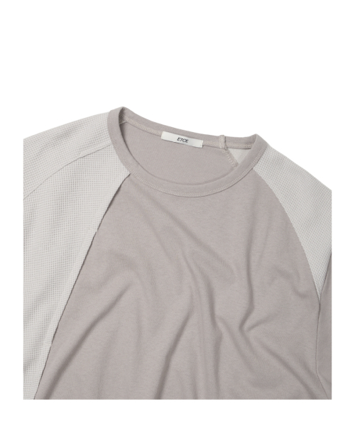 ETCE(イーティーシーイー)の「MIXED PANEL T-SHIRT (LIGHT GRAY)(Tシャツ/カットソー・メンズ・その他・MEDIUM/LARGE/X-LARGE)」の3枚目の写真