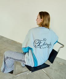Striped Print V-Neck Tops/ストライププリントVネックトップス