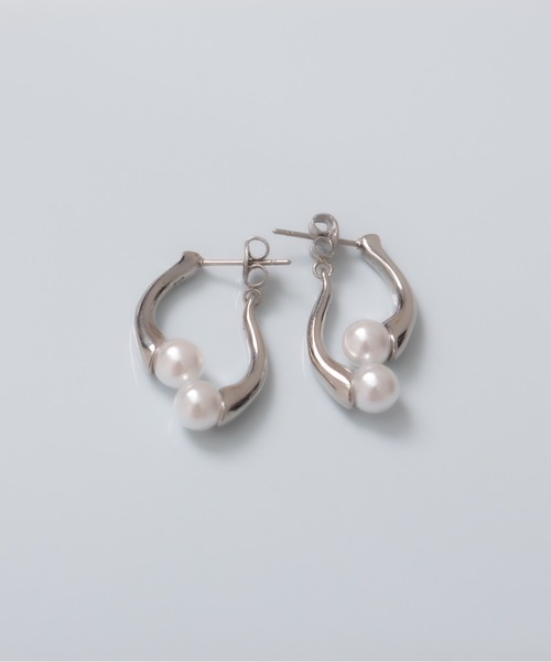 TONE SELECT GOODS(トーンセレクトグッズ)の「【Peony/ピオニー】/ステンレス アクリルパール クロスピアス 0.8mm(ピアス(両耳用)・レディース・ゴールド/シルバー・FREE)」の5枚目の写真