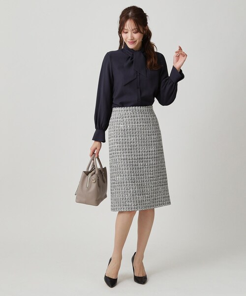 COUP DE CHANCE（クードシャンス）の「【日本製／セットアップ】ファンシーツィードのセミAラインスカート（スカート・レディース・ブラック系3/ホワイト系その他4/ブルー系8/ネイビー系3・36/38/40/42）」の19枚目の写真