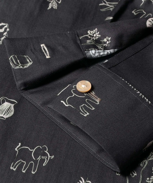 【美品】 Paul Smith black 総柄プリント ブラウス 美品】Paul Smith BLACK ポールスミス 長袖シャツ 総柄 40サイズ