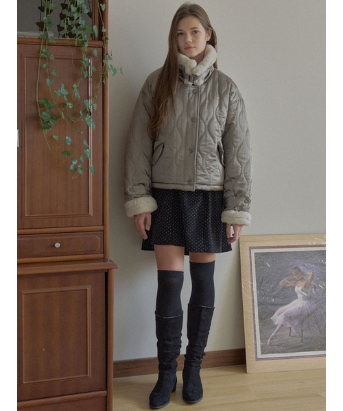 AVANT-G(アバン)の「Wave Quilting Short Padding - KHAKI(ダウンジャケット/コート・レディース・カーキ/ブラック・FREE)」の8枚目の写真