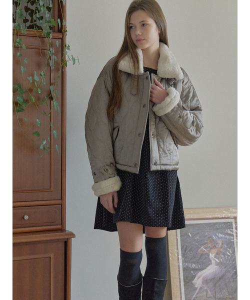 AVANT-G(アバン)の「Wave Quilting Short Padding - KHAKI(ダウンジャケット/コート・レディース・カーキ/ブラック・FREE)」の6枚目の写真