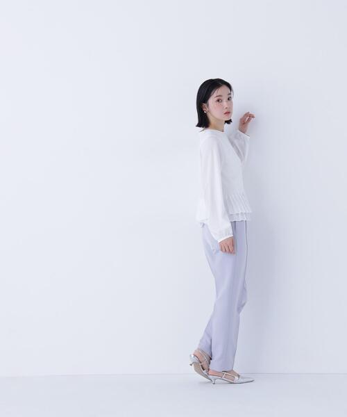 NATURAL BEAUTY BASIC(ナチュラルビューティーベーシック)の「◇フロントボタンペプラムジレ SETUP テーパードパンツ(スラックス・レディース・ブルー/ネイビー/ベージュ・MEDIUM/SMALL)」の5枚目の写真